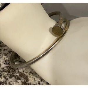 Elegant Gold Color Double
Twisted Bracelet